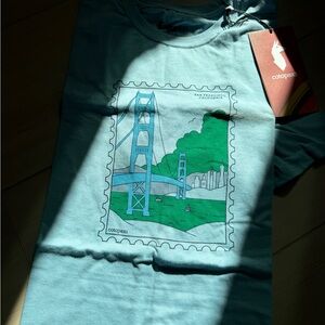 Cotopaxi Men’s Size M San Francisco Golden Gate Bridge Graphic Tee NWT